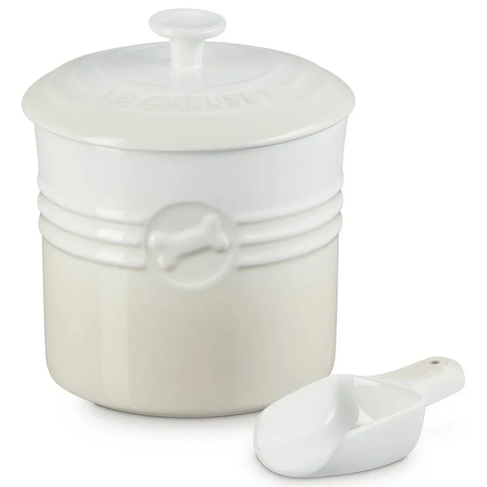 Le Creuset Stoneware Pet Food Storage Container Jar with Lid Scoop Meringue NEW
